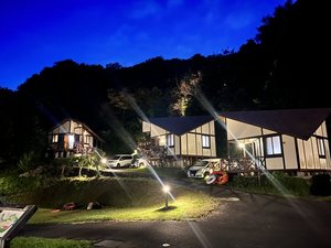 �匎�G�R���W�[�L�����v��̎{�ݎʐ^1