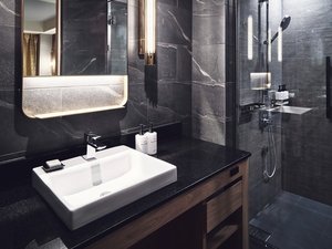 XCIN ����X�C�[�g