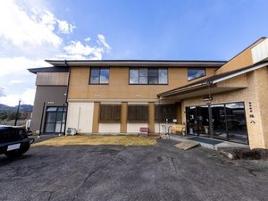 �y�b�g�Ɣ��܂�銄�B���ف@�����̎ʐ^