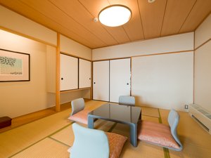 和洋スイート:72.7uのくつろぎスペース。ワンランク上のゲストルーム(和室)