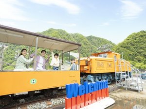 黒部峡谷トロッコ電車