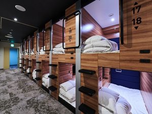 【MAX CABIN】高速Wi-Fi完備の機能的カプセルルーム