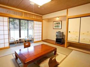 【神奈川県:箱根】四季倶楽部 ホワイエ箱根