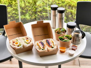 Breakfast Delivery|本を片手にテラスで美味しい時間をお楽しみください。
