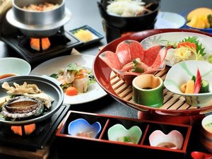 あわび陶板焼き付大杯御膳