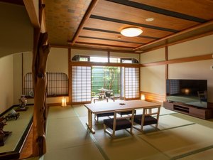 【露天風呂付客室】101招慶の間・102松風の間 和室73u+箱庭