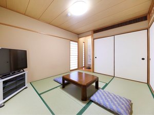 【特別和洋室】2間続きのため、3世代旅行でもゆったりとお過ごしいただけます。