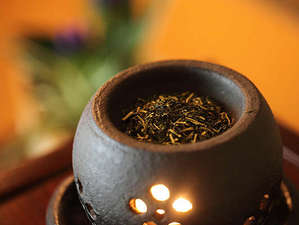 茶の香りに癒される「茶香炉」◇山茶亭・翆月◇