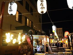 20店舗が並ぶ『北の屋台』