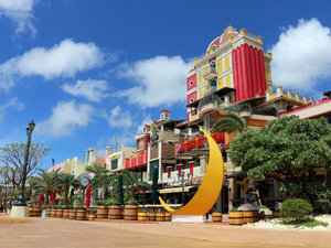 �y���l�A�����J���r���b�W�z�o���G�e�B�ɕx�񂾃V���b�v��A�~���[�Y�����g���W�������l�C�X�|�b�g�I