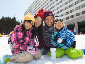 �y�~�E�X�m�[�E�b�h�X�L�[��z�z�e���ڂ̑O���Ƒ��݂�ȂŗV�񂶂Ⴈ����