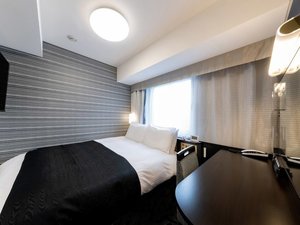 スタンダードルーム ■広さ11u/ベッド幅140p×1台/ベッド下収納あり