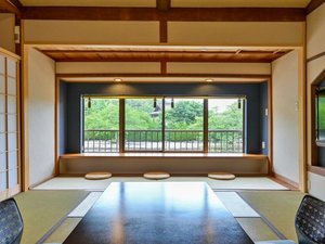 【夜市川側】-せきれい- 縁側より夜市川の景色をお楽しみください