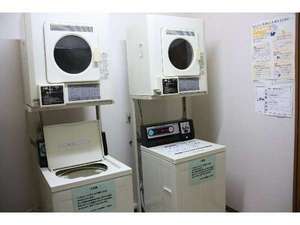 �y�ݔ��z����@�i�P��200�~�j�A�����@�i�P��100�~�j�e�Q��B��ܔ̔�����B