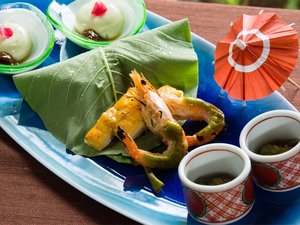 ���c�O�ق̎{�ݎʐ^1