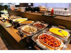 【朝食】6:30〜9:00 ★バイキングまたはセットメニュー。お日にちによりご提供スタイルが異なります。