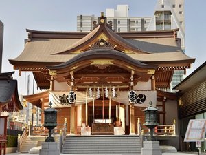 安徳天皇をはじめとした4柱が祀られる水天宮。日本橋七福神巡りスポットです。安産や病気治癒に御利益が♪