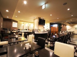 朝食会場