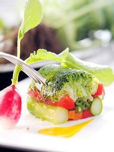新鮮野菜を使用した料理