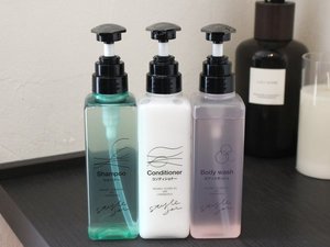 オーガニックホホバオイル&レモングランスの香りでバスタイムを特別な時間に。