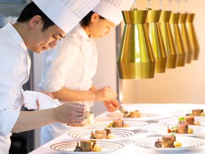 【OTTO SETTE TOMAMU】畑や漁場に出向き、北海道の大自然の恵みが育んだ食材を、吟味しています。