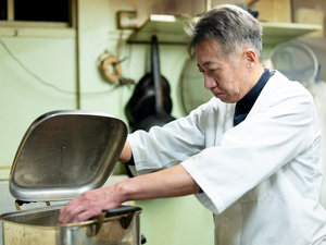 丹後の恵みを知り尽くした主人が、伝統の技で心を込めて調理いたします。