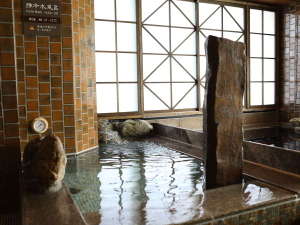【”黒湯”天然温泉大浴場・男子】強冷水風呂