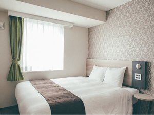 ���ꂽ���C���v���~�A�����É��[�����̎{�ݎʐ^1