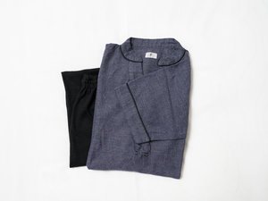 パジャマはフリーサイズでございます。