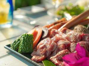 夕食はガーデンBBQで石垣牛を満喫♪