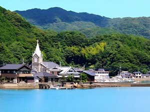 周辺観光【ア津集落】「仏教、神道、キリスト教」が共存した珍しい信仰の歴史を持つ場所。世界遺産。