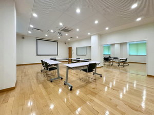 ��c��u�K��ȂǑ��ړI�z�[���������p�����܂܂��B