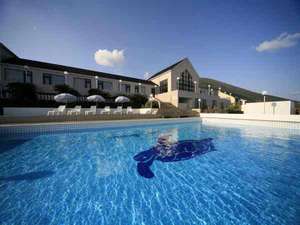 �y�����s:�ɓ������E���}���z�z�e�����[�h�E�A�Y�[��