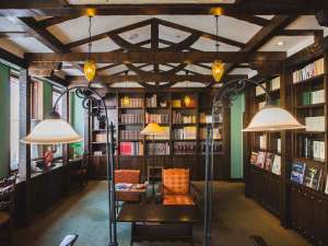 �}����/�s��̌����𗣂ꂽ�Â��ȋ�Ԃŕ���̒��̐��E�ɐZ���Ă݂Ă͂������ł��傤���B