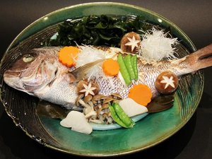 �yDinner Buffet�z��̎p�ނ����C���[�W