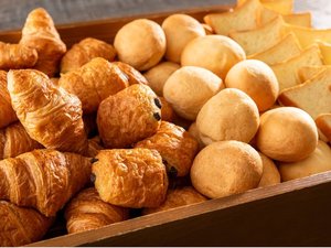 朝食会場:レストランセリオ(グループホテル:アートホテル日暮里ラングウッド内、徒歩2分)