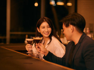 【バーラウンジ】今夜だけは夜更かしを ※イメージ