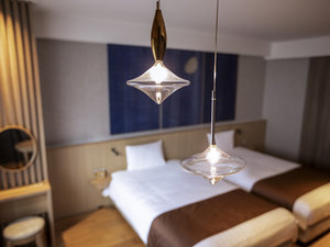 �y�X�[�y���A�c�C���z�Ɩ��Ȃǂ̃C���e���A�ɂ�������肪��������