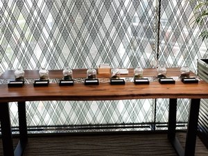 【お茶BAR】数種類からお好きなお茶をお選びいただけます