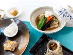 ★Caretta★和食コース★奄美の郷土料理をとりいれた懐石料理でお腹いっぱいに!