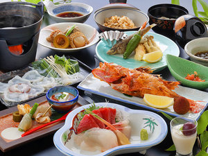 竹膳夕食の一例です。料理内容は季節や仕入れ状況により変更となる場合がございます。
