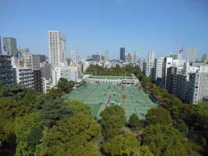 12�K�X�C�[�g���[������̕��i�ł��B