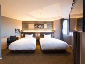 �f���b�N�X�E���[�W�E�c�C�����[���C