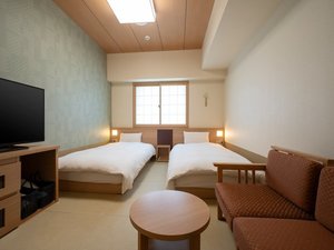 ■スタンダードツイン【禁煙】■(100×195センチ×2台)19.4平米 サータ社ベッド完備