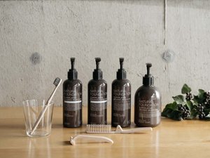 AMENITIES�b100%�I�[�K�j�b�N�̃o�X�A���j�e�B�ƃv���X�`�b�N���팸�����A���j�e�B���̗p���Ă��܂��B