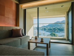 yCazC̈ڂς𒭂߂ȂAƂԂ߂܂