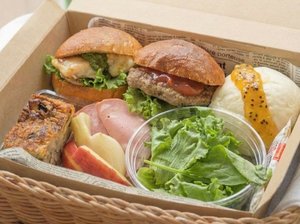 朝食