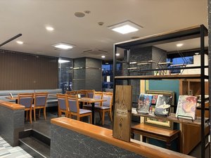 『本と朝ごはんの店TSUBOI SOUP