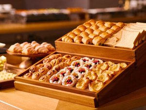 ハーフビュッフェスタイルの朝食「スカーラエ・ブレックファスト」 イメージ