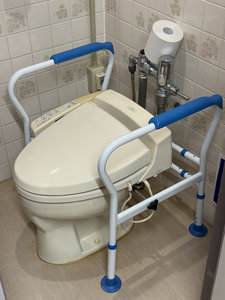外付け便座手すり(数に限りがございます)